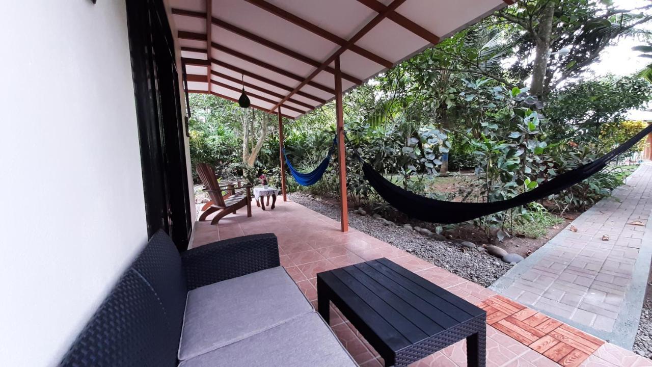 Casa Martina Appartement Cahuita Buitenkant foto